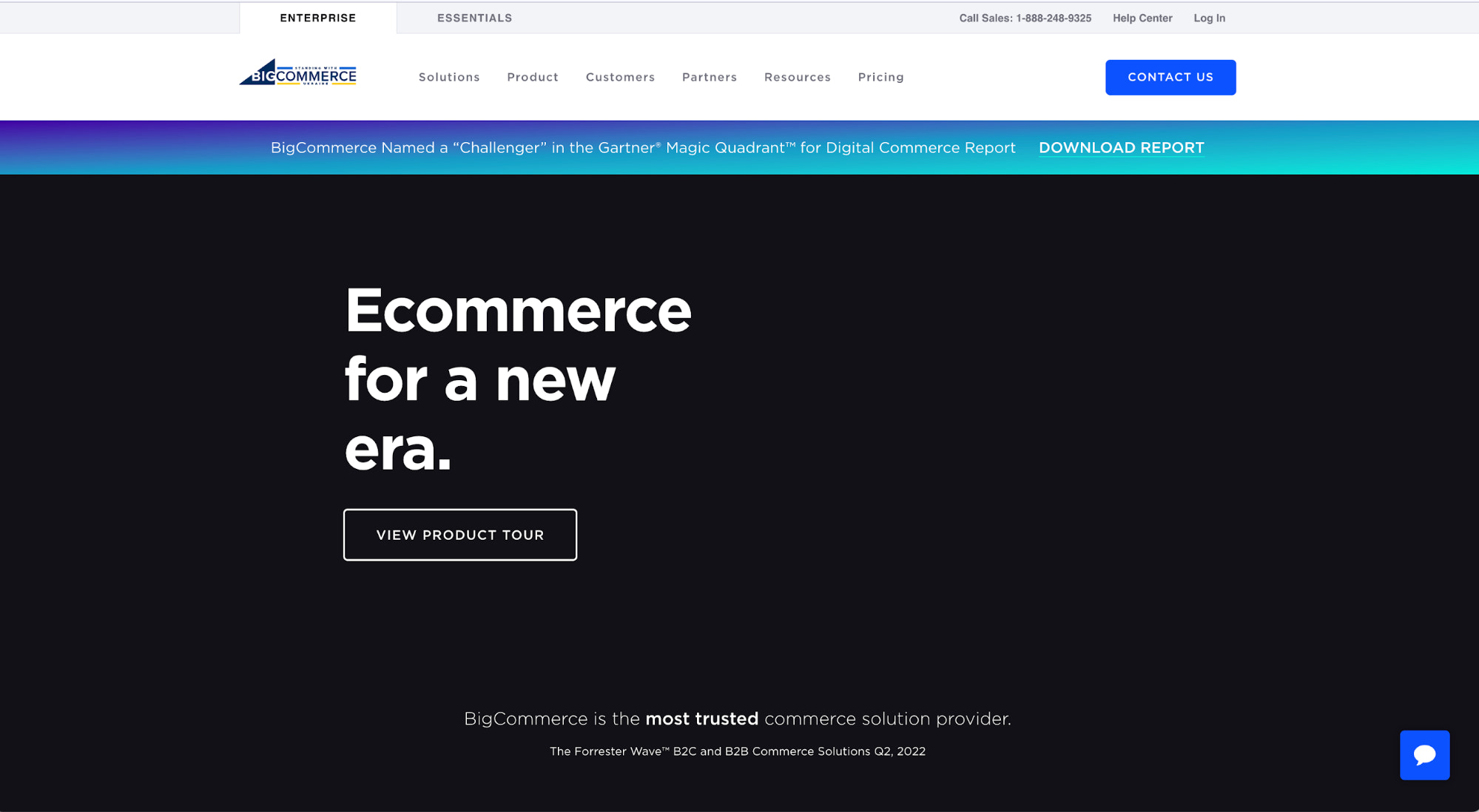 BigCommerce 徽标和导航栏位于简约的黑色主页上方，带有浏览产品的按钮。